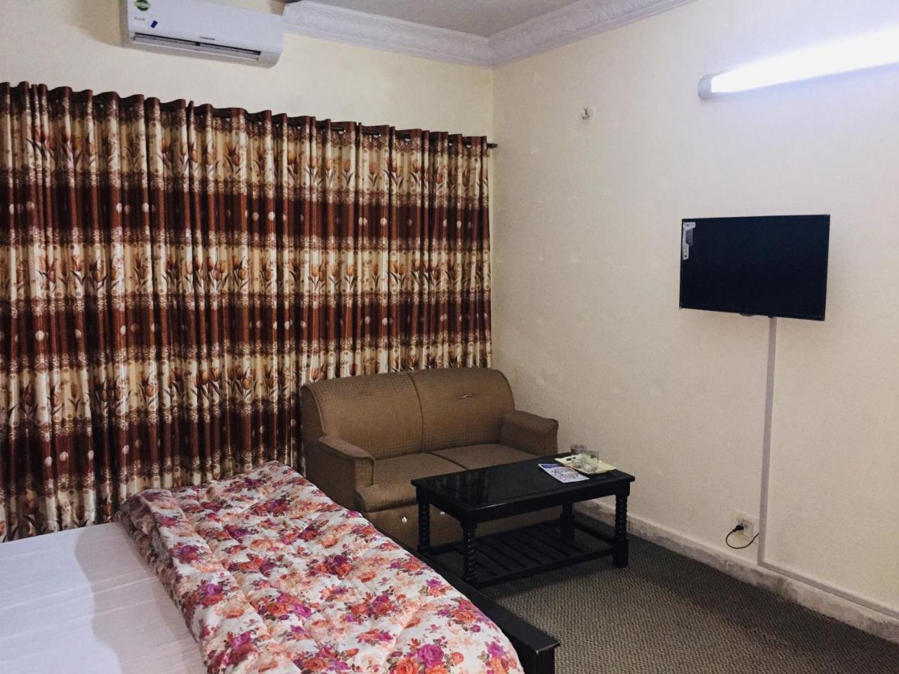 Hotel De Grand Rawalpindi Eksteriør bilde