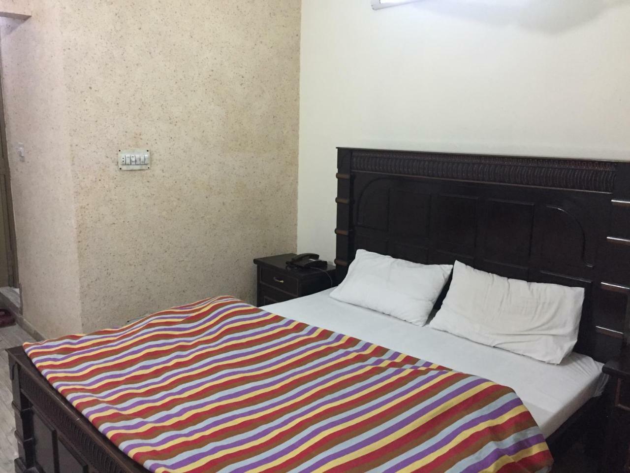 Hotel De Grand Rawalpindi Eksteriør bilde